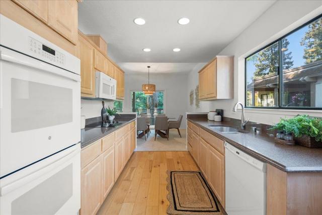 50 Horgan Avenue, Redwood City CA: https://media.crmls.org/mediaz/91234b4f-0986-4902-b937-c3a64d183a4c.jpg