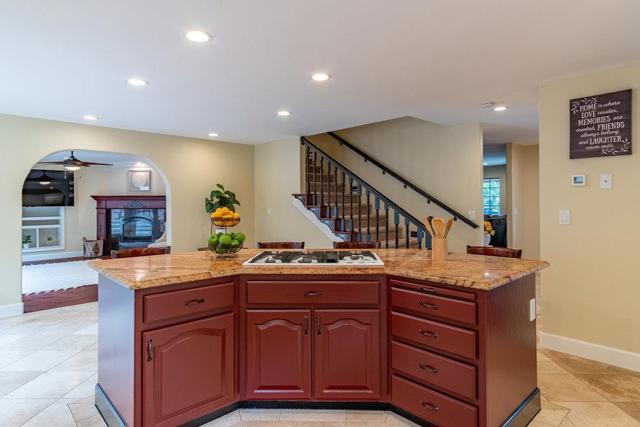 6020 Sherry Lee Lane, Salinas CA: https://media.crmls.org/mediaz/9123733a-2cbc-4e04-8675-a123c1d9ffb0.jpg