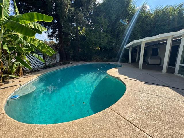 1703 Monte Grosso Drive, Merced CA: https://media.crmls.org/mediaz/91263a33-207a-467f-9c12-334c3f15ea0e.jpg