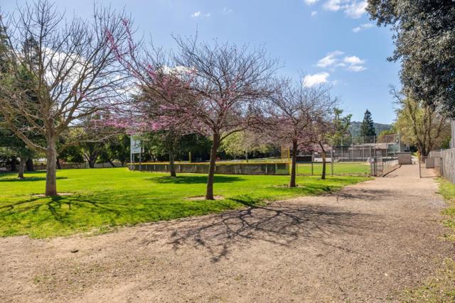 205 Wooded View Drive, Los Gatos CA: https://media.crmls.org/mediaz/9126c533-a930-41a7-93d5-886ea8688537.jpg