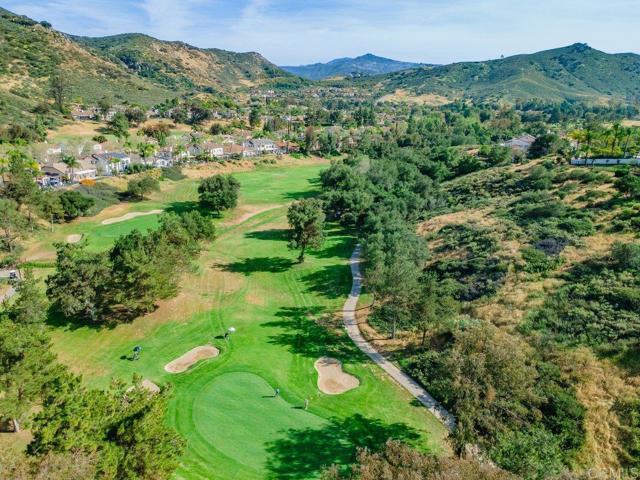 2312 Orchard View Ln., Escondido CA: https://media.crmls.org/mediaz/9127d929-9849-4088-87bb-1239675ac4c7.jpg