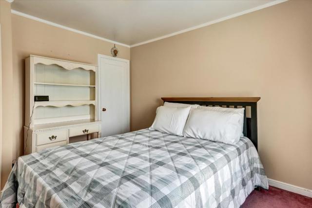 333 Elliot Street, San Francisco CA: https://media.crmls.org/mediaz/9128dfa1-ba25-47ec-9ba5-c57d62bd30bc.jpg