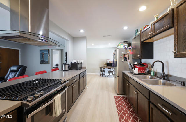 Detail Gallery Image 12 of 32 For 3911 S G St, Oxnard,  CA 93033 - 3 Beds | 2 Baths