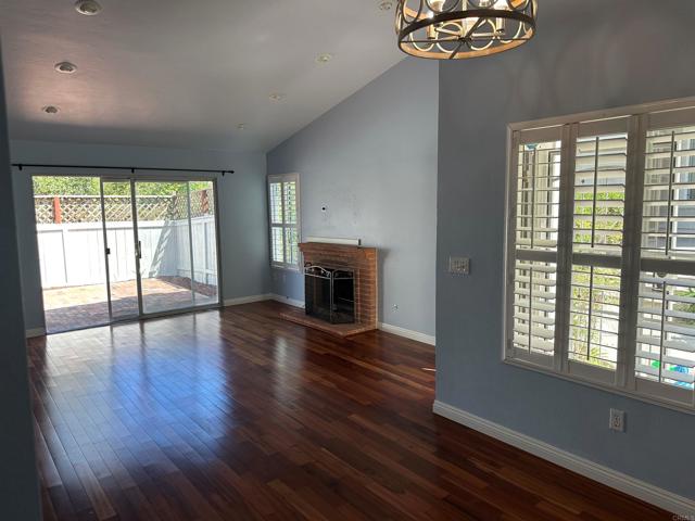 2860 Nantucket Lane, Carlsbad CA: https://media.crmls.org/mediaz/912cf9b7-4348-4cce-8ad3-7101dcd8b18d.jpg