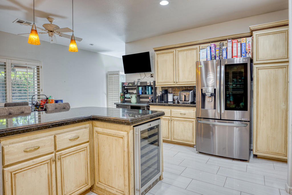 MLS #219140187DA image #10