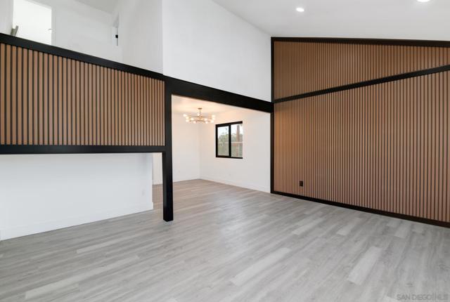 6035 Harps Ct, San Diego CA: https://media.crmls.org/mediaz/912e3178-2cd0-413e-9446-74d66bcf3a74.jpg