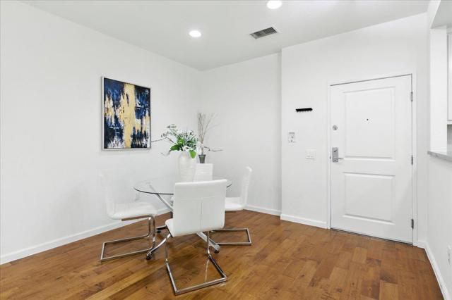 10745 N De Anza Boulevard, Cupertino CA: https://media.crmls.org/mediaz/912f09f2-3dbd-45d4-9276-6b26a25c52e3.jpg