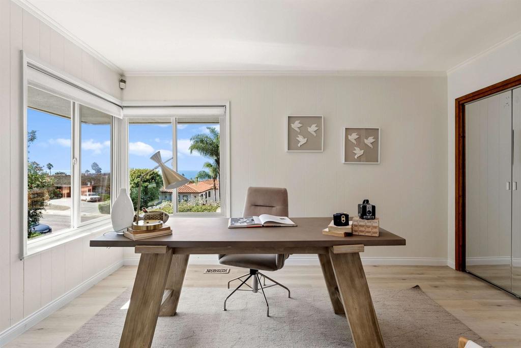 MLS #250043093SD image #28