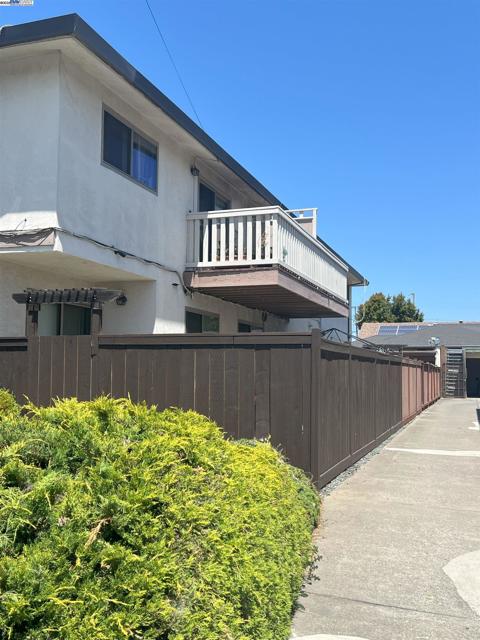 1888 Bancroft Avenue, San Leandro CA: https://media.crmls.org/mediaz/9131c4fb-59f9-4090-a218-699e580ea260.jpg
