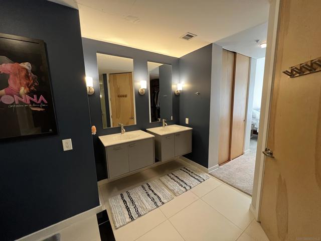 845 Fort Stockton Dr, San Diego CA: https://media.crmls.org/mediaz/9132b5ee-23ec-42a2-b952-c5c07a853bdd.jpg