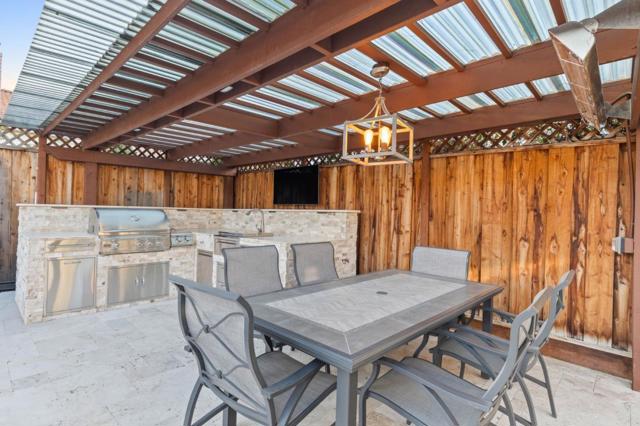 775 Sunset Glen Drive, San Jose CA: https://media.crmls.org/mediaz/91338328-8fc2-43b5-9765-9b9a05f926f1.jpg