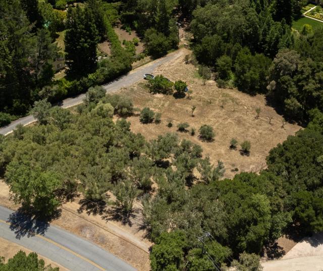 125 Mapache, Portola Valley CA: https://media.crmls.org/mediaz/91339a74-ddf1-4d4b-91ff-61c0c4bb3d05.jpg