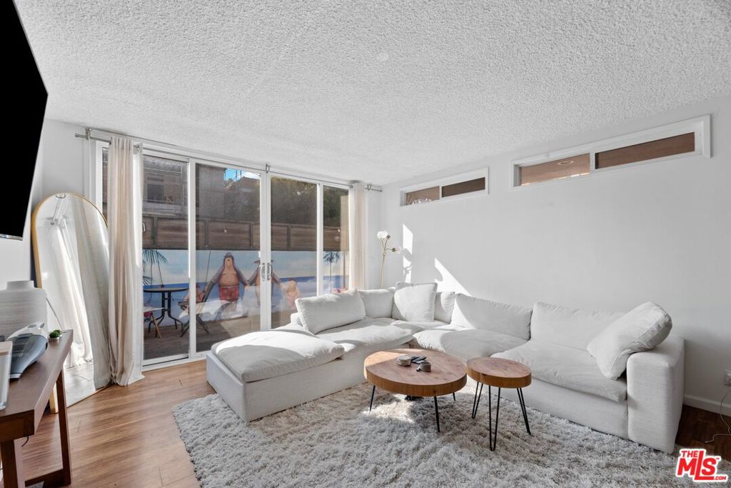 MLS #25596925 image #5