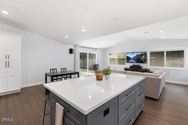 Detail Gallery Image 17 of 22 For 2932 Gail Ct, Newbury Park,  CA 91320 - 3 Beds | 2 Baths