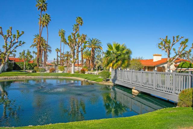 44020 Superior Court, Indian Wells CA: https://media.crmls.org/mediaz/9134a609-1cf9-4679-bc9c-1e2f6a77b6b0.jpg