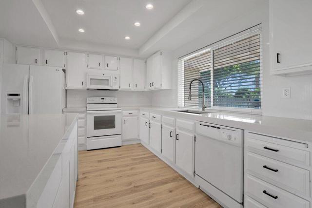 42900 Tennessee Avenue, Palm Desert, CA 92211