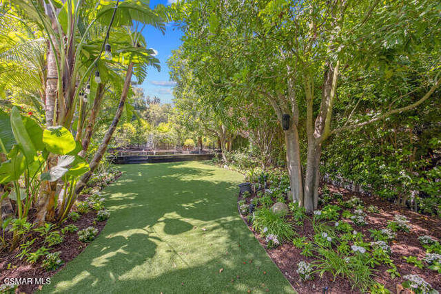421 Whitegate Road, Thousand Oaks CA: https://media.crmls.org/mediaz/9134e6f6-8bd8-44f3-bd5a-1869fe936b33.jpg