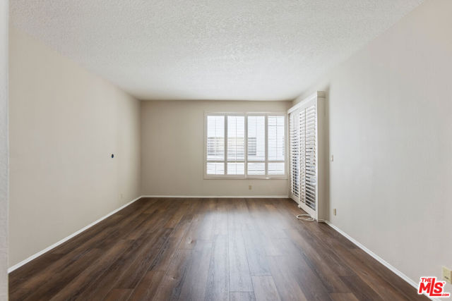 4641 Fulton Avenue, Sherman Oaks CA: https://media.crmls.org/mediaz/91350852-5fd0-41db-8fc9-11f5f5bb84b9.jpg