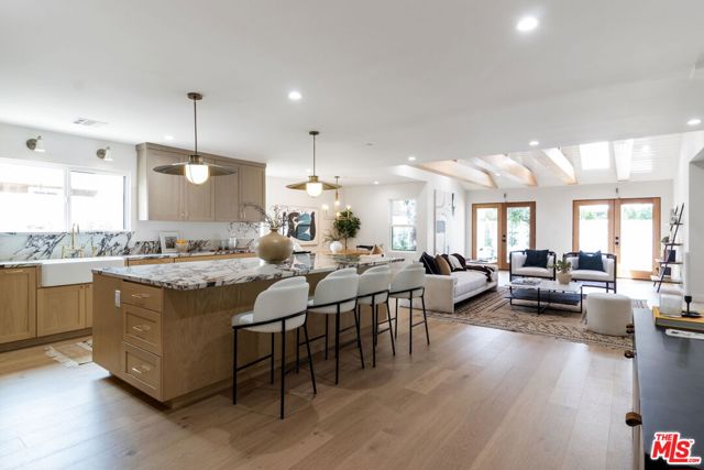 Image 11 of 56 For 4525 Greenbush Avenue