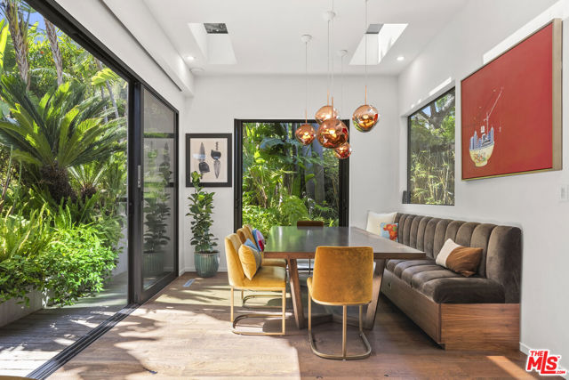 8547 Appian Way, Los Angeles CA: https://media.crmls.org/mediaz/91357739-7541-40ca-b24e-b68424b0d631.jpg