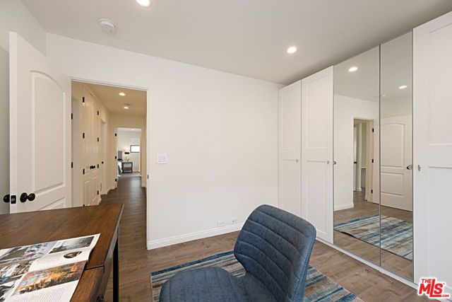 8961 Cadillac Avenue, Los Angeles CA: https://media.crmls.org/mediaz/91358cef-856b-45a6-8d01-1b1eda9446c6.jpg