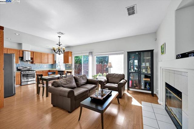 Image 5 of 47 For 16230 Calypso Ct