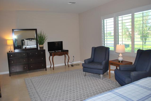 35491 Rosemont Drive, Palm Desert CA: https://media.crmls.org/mediaz/9135fcdb-274d-496a-972a-0c24dee40b1e.jpg