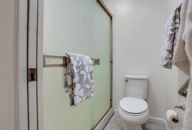 12894 Corte Arauco, San Diego CA: https://media.crmls.org/mediaz/91377670-ab8b-4339-9194-19c1112fb87e.jpg
