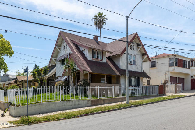 855 Waterloo Street #4, Los Angeles, CA, 90026 855 Waterloo Street #4, Los Angeles, CA, 90026