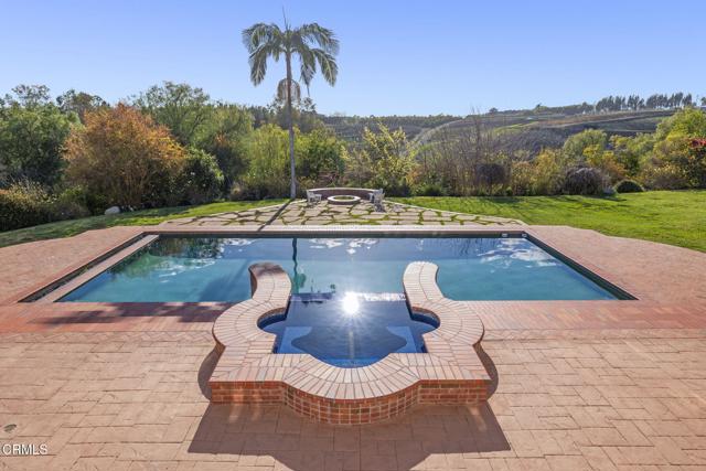 5287 N Creston Lane, Somis CA: https://media.crmls.org/mediaz/9137d647-bb21-4438-a9cb-899422e6ee5a.jpg