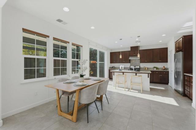 1512 Hayden Street, Hayward CA: https://media.crmls.org/mediaz/9137d8e9-6d0a-4589-83ce-238c9600c7bc.jpg