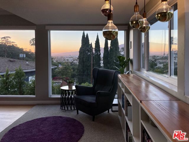 1410 Wellesley Drive, Glendale CA: https://media.crmls.org/mediaz/9137f72d-57d7-4593-b006-c535f96211ce.jpg