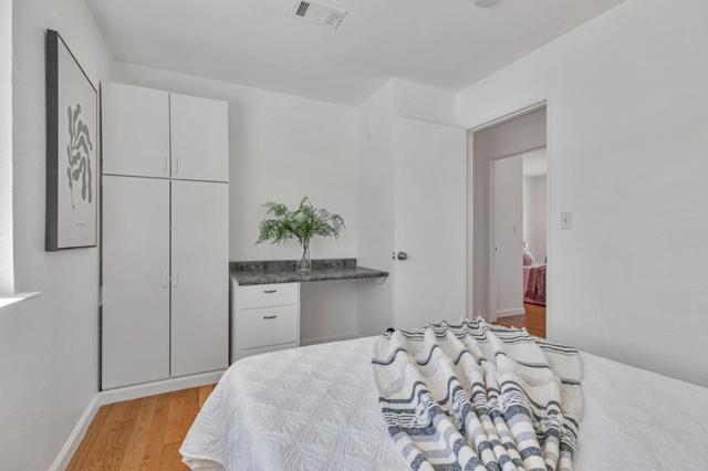 1045 Alamitos Creek Drive, San Jose CA: https://media.crmls.org/mediaz/913910ff-9d3f-41d5-94f7-c971d947aff2.jpg