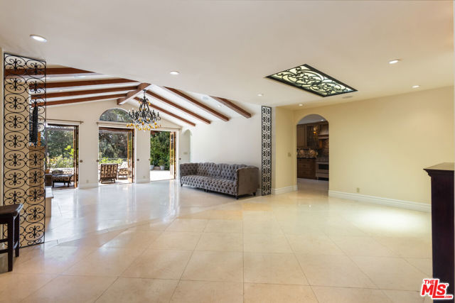 15401 Brownwood Place, Los Angeles CA: https://media.crmls.org/mediaz/913914d8-3a7e-4062-abc6-f5b3a793302a.jpg