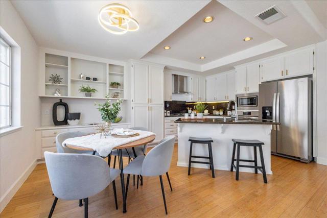 7003 Silver Brook Court, San Jose CA: https://media.crmls.org/mediaz/9139e47f-0931-4833-ac78-cadf6cca5d8f.jpg