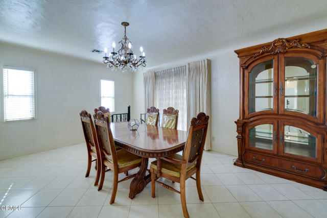 Detail Gallery Image 12 of 38 For 2320 Hill Dr, Los Angeles,  CA 90041 - 3 Beds | 2 Baths