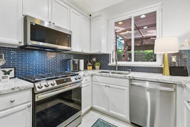 240 3rd Street, West Sacramento CA: https://media.crmls.org/mediaz/913d1399-382c-4dba-8a2a-78edd1038b1c.jpg