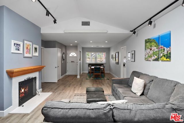 11963 Woodbine Street, Los Angeles CA: https://media.crmls.org/mediaz/913d6101-e5ed-4bf3-97d8-ed98b9206dc5.jpg