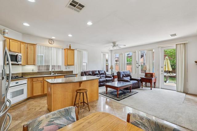 Detail Gallery Image 17 of 55 For 1131 Parsons, San Diego,  CA 92154 - 5 Beds | 3 Baths