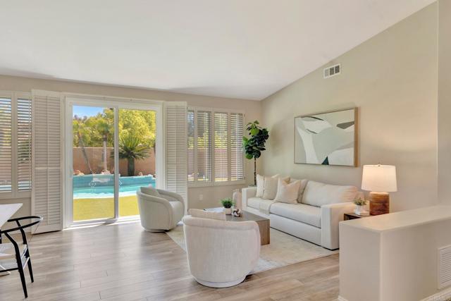 Detail Gallery Image 14 of 34 For 3325 Avenida Magoria, Escondido,  CA 92029 - 3 Beds | 2/1 Baths