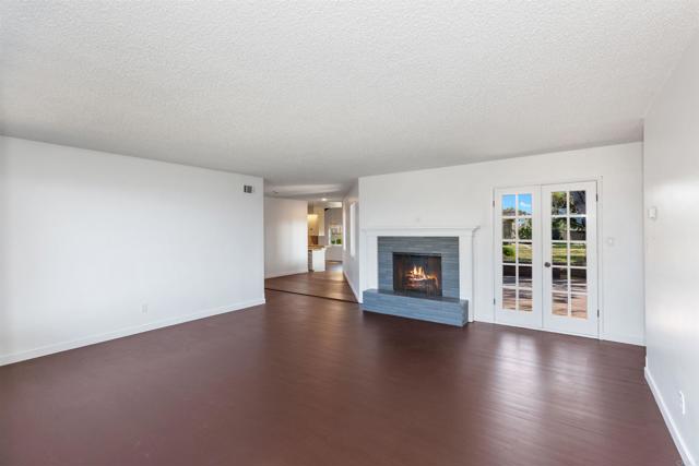 513 Canyon Drive, Solana Beach CA: https://media.crmls.org/mediaz/913ed11b-bb99-4c8a-afa9-406a579bf328.jpg