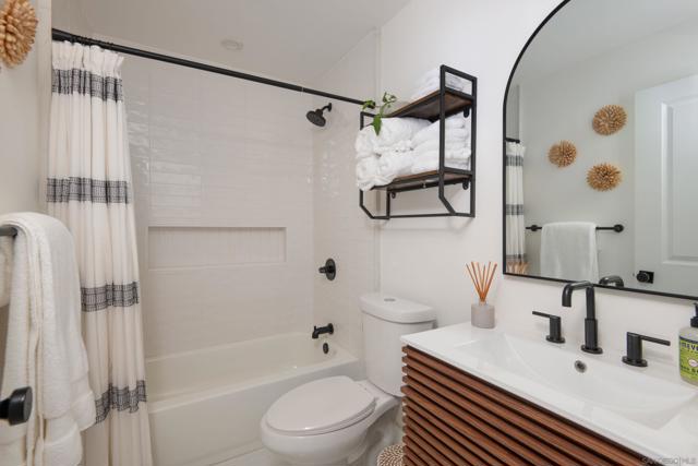 8419 Menkar Rd, San Diego CA: https://media.crmls.org/mediaz/913f5cf4-5861-42de-9925-a200296e470c.jpg