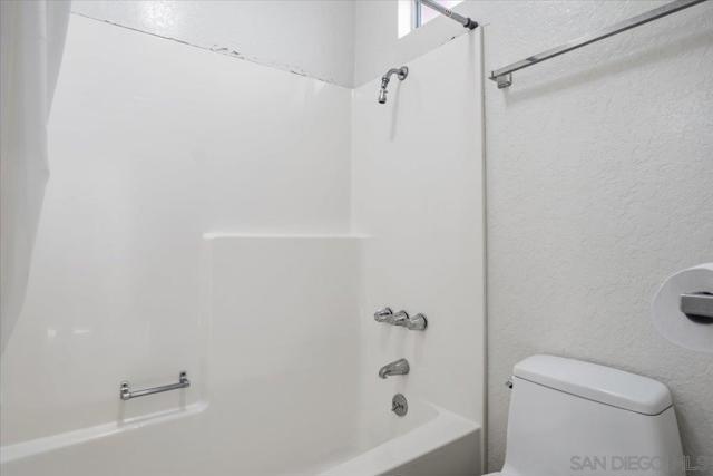 Image 21 of 44 For 3711 Racine  