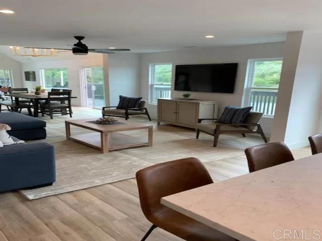 Detail Gallery Image 4 of 18 For 1642 via La Plaza, San Marcos,  CA 92078 - 4 Beds | 4 Baths