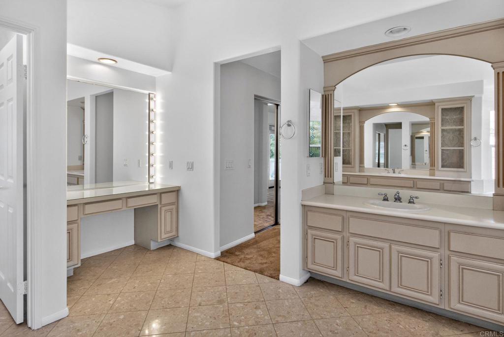 2776 Canyon Avenue - photo 12