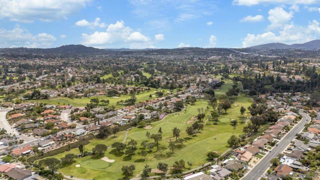 18571 Wessex St, San Diego CA: https://media.crmls.org/mediaz/91403746-d3d6-47e0-9547-4bb965611d61.jpg