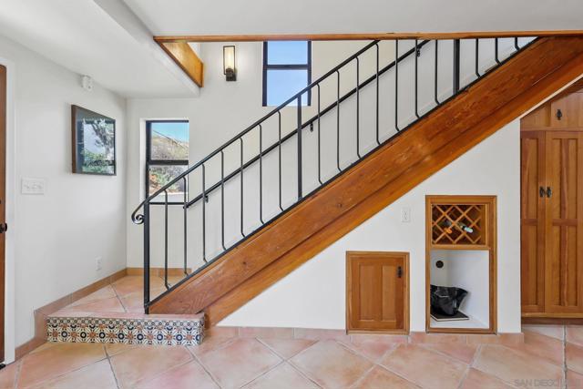 974 Via Hillview, Fallbrook CA: https://media.crmls.org/mediaz/91404917-e981-4594-8bfe-c96ac8a230ce.jpg