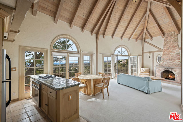 Drew Fenton | 1041 Somera Road Los Angeles CA | MLS: 7410994 Drew Fenton | 1041 Somera Road Los Angeles CA | MLS: 7410994