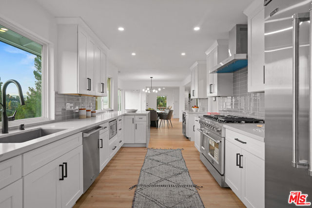 3768 Royal Meadow Road photo 7