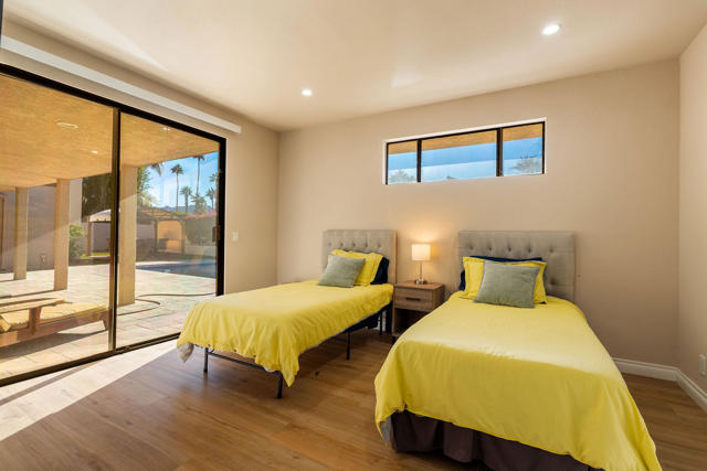 72815 Somera Road, Palm Desert CA: https://media.crmls.org/mediaz/91410aad-52ed-4bcd-aefd-c978338138c8.jpg